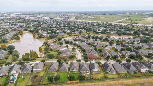 1611 Ralston Branch Way, Sugar Land, TX 77479