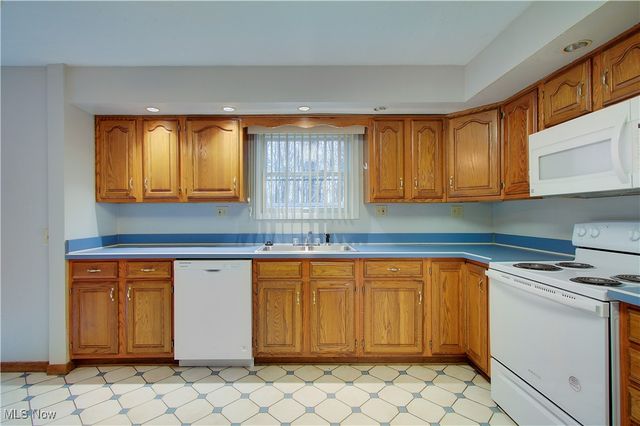 6443 Chase Drive, Mentor, OH 44060