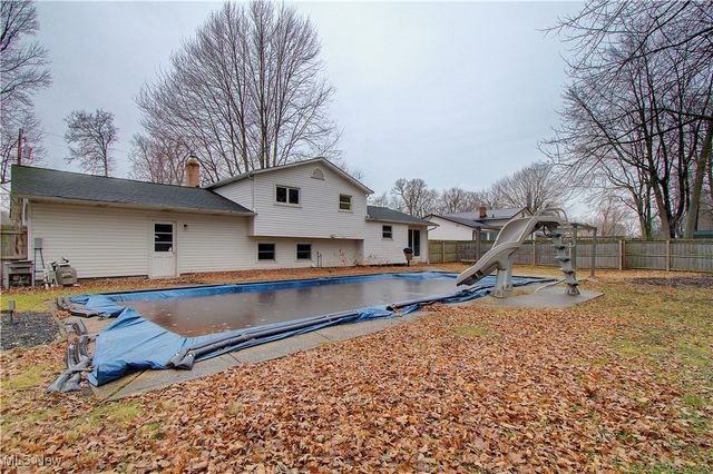 6443 Chase Drive, Mentor, OH 44060