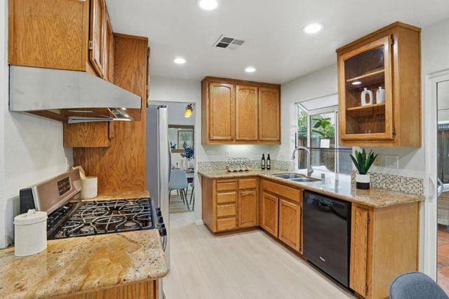 294 Woodruff Way, Milpitas, CA 95035