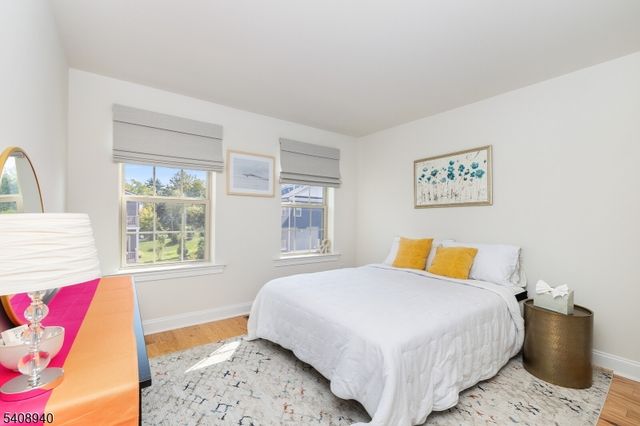 4 Marigold Ct, Warren Twp., NJ 07059