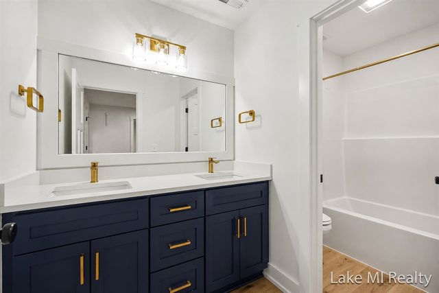 5655 Courtney Lynn Court, Wyoming, MI 49418