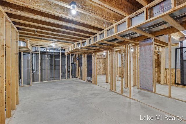 5655 Courtney Lynn Court, Wyoming, MI 49418
