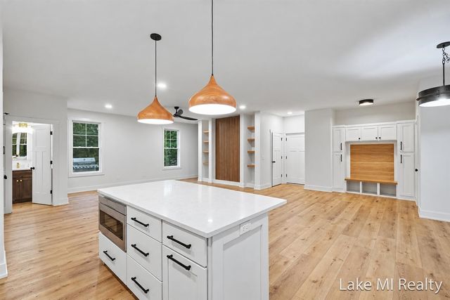 5655 Courtney Lynn Court, Wyoming, MI 49418