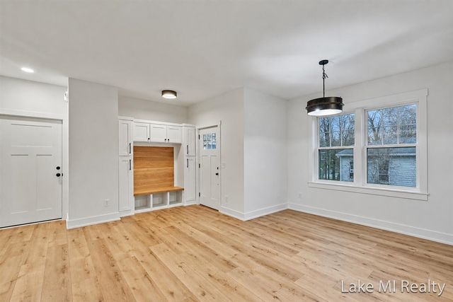 5655 Courtney Lynn Court, Wyoming, MI 49418