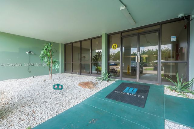 2771 Taft St 407, Hollywood, FL 33020