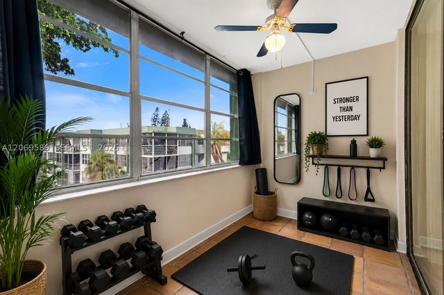 2771 Taft St 407, Hollywood, FL 33020