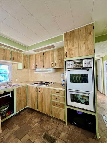 2047 KEPNER DRIVE, Holiday, FL 34691