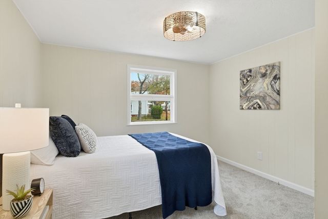 117 Middle St, Springfield, MA 01104