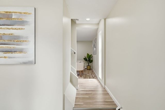 117 Middle St, Springfield, MA 01104