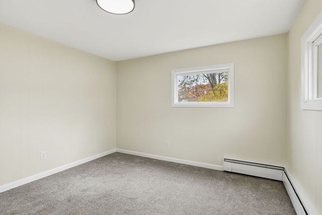 117 Middle St, Springfield, MA 01104