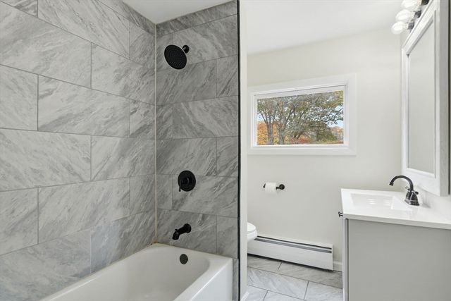 117 Middle St, Springfield, MA 01104