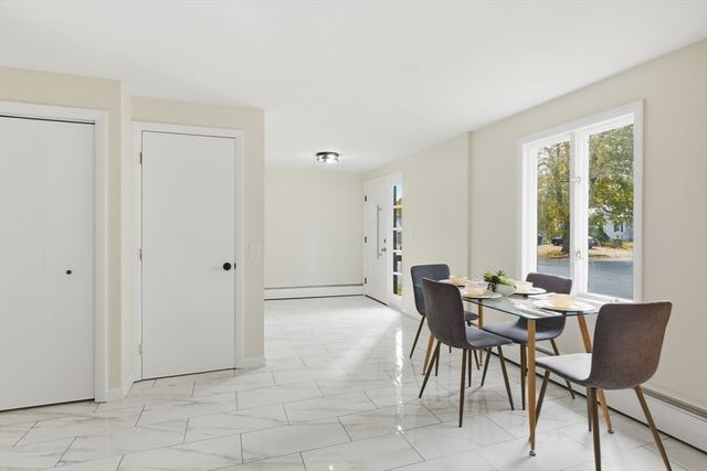 117 Middle St, Springfield, MA 01104