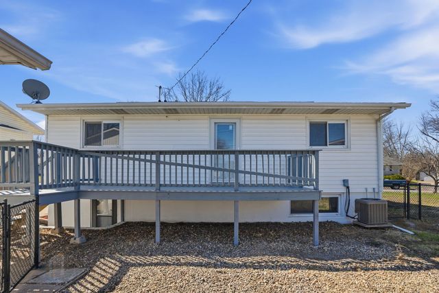 3109 N Lincoln Avenue, Davenport, IA 52804