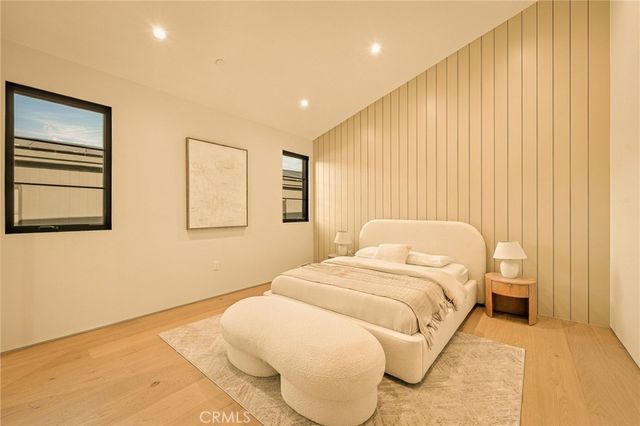 16658 Addison, Encino, CA 91436