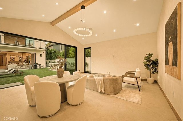 16658 Addison, Encino, CA 91436