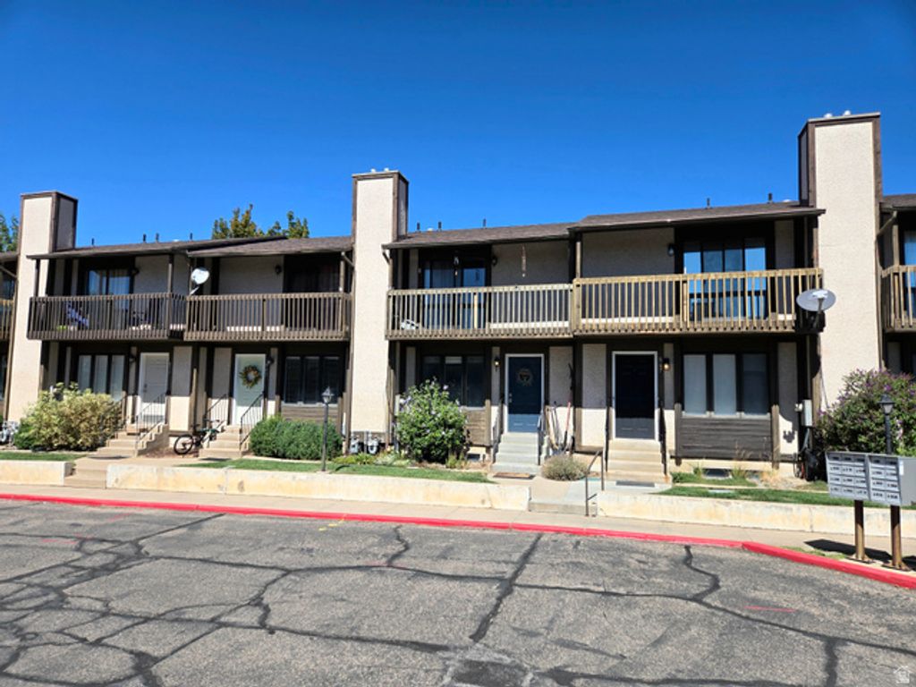 865 E 575 N, Layton, UT 84041 — photo 2