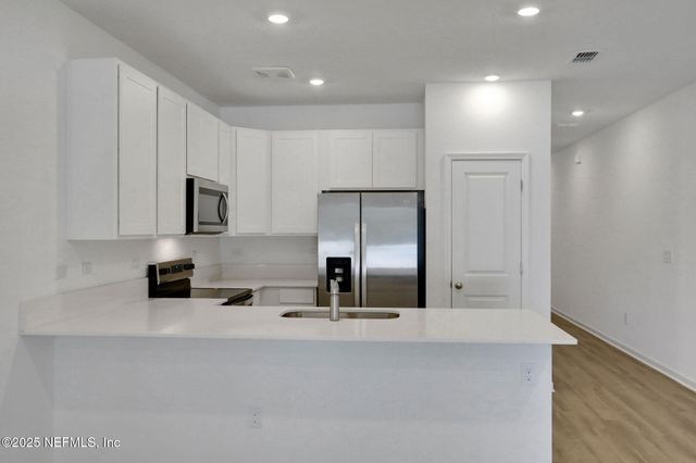 730 SAILOR GROVE Lane, Jacksonville, FL 32221