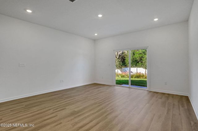 730 SAILOR GROVE Lane, Jacksonville, FL 32221