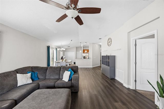 10019 NEWMINSTER LOOP, Ruskin, FL 33573