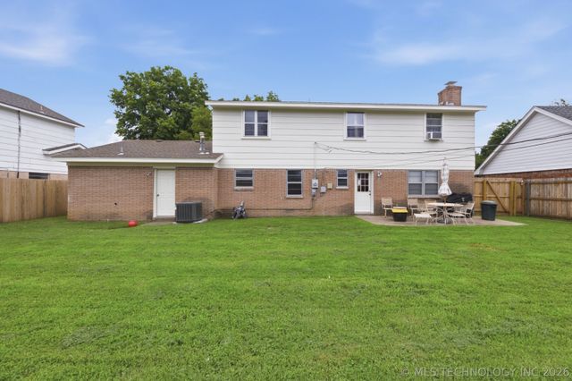 1832 E 58th Street, Tulsa, OK 74105