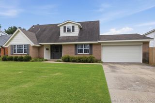 1832 E 58th Street, Tulsa, OK 74105