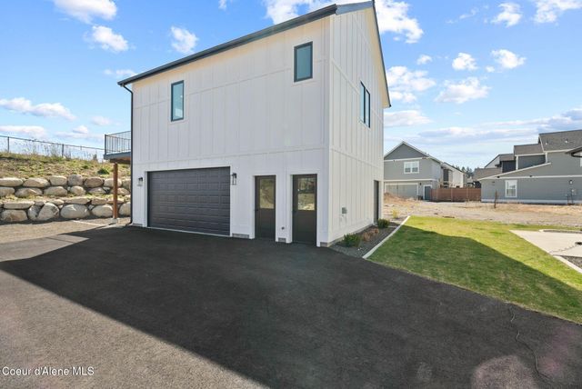 3494 Blaze Lp, Post Falls, ID 83854