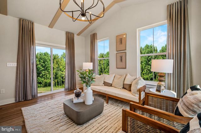 102 STEINER WAY, Perkiomenville, PA 18074