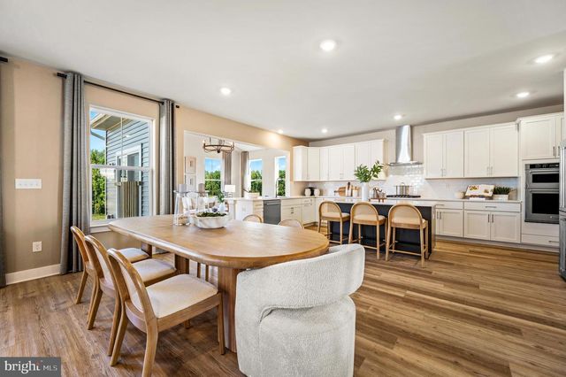 102 STEINER WAY, Perkiomenville, PA 18074