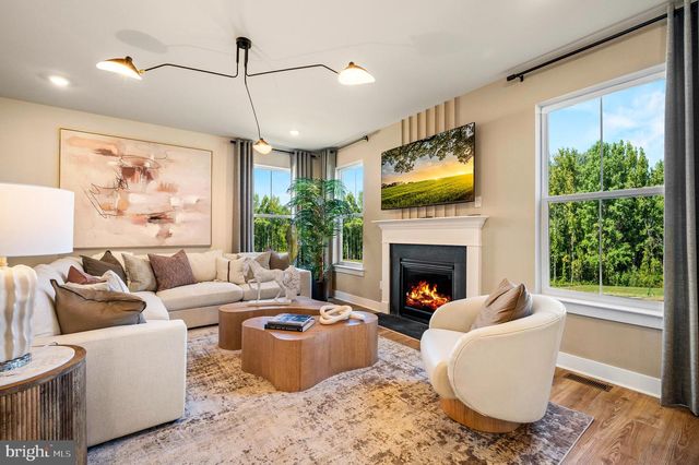 102 STEINER WAY, Perkiomenville, PA 18074