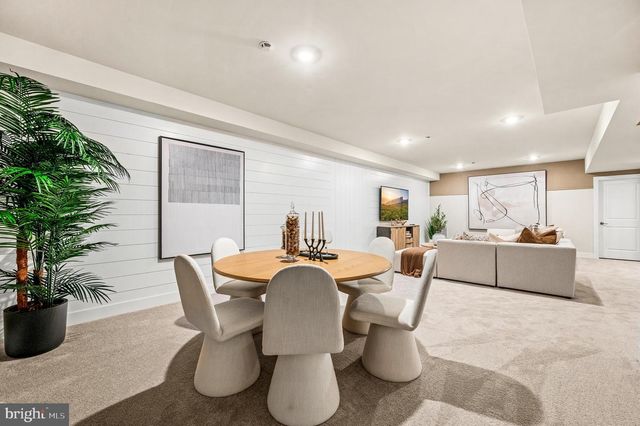 102 STEINER WAY, Perkiomenville, PA 18074