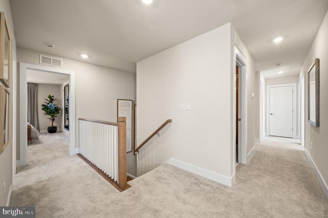 102 STEINER WAY, Perkiomenville, PA 18074