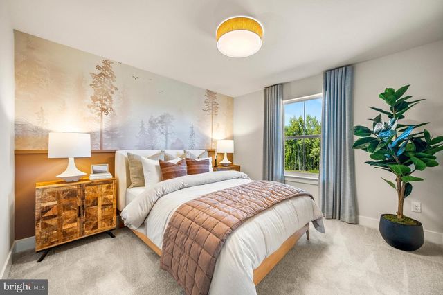 102 STEINER WAY, Perkiomenville, PA 18074