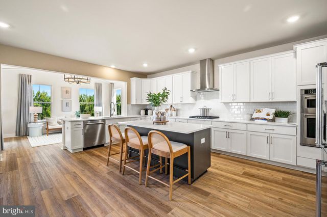 102 STEINER WAY, Perkiomenville, PA 18074