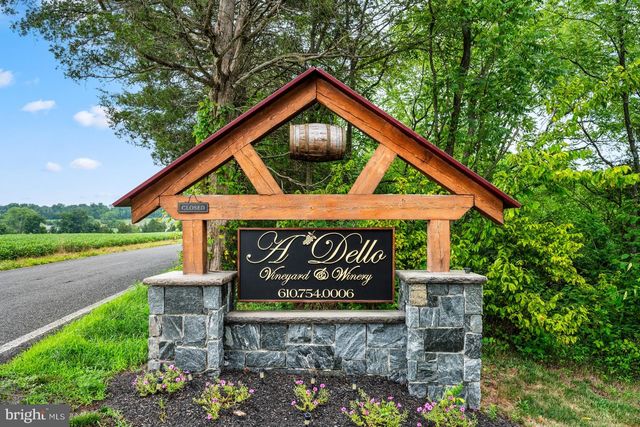 102 STEINER WAY, Perkiomenville, PA 18074