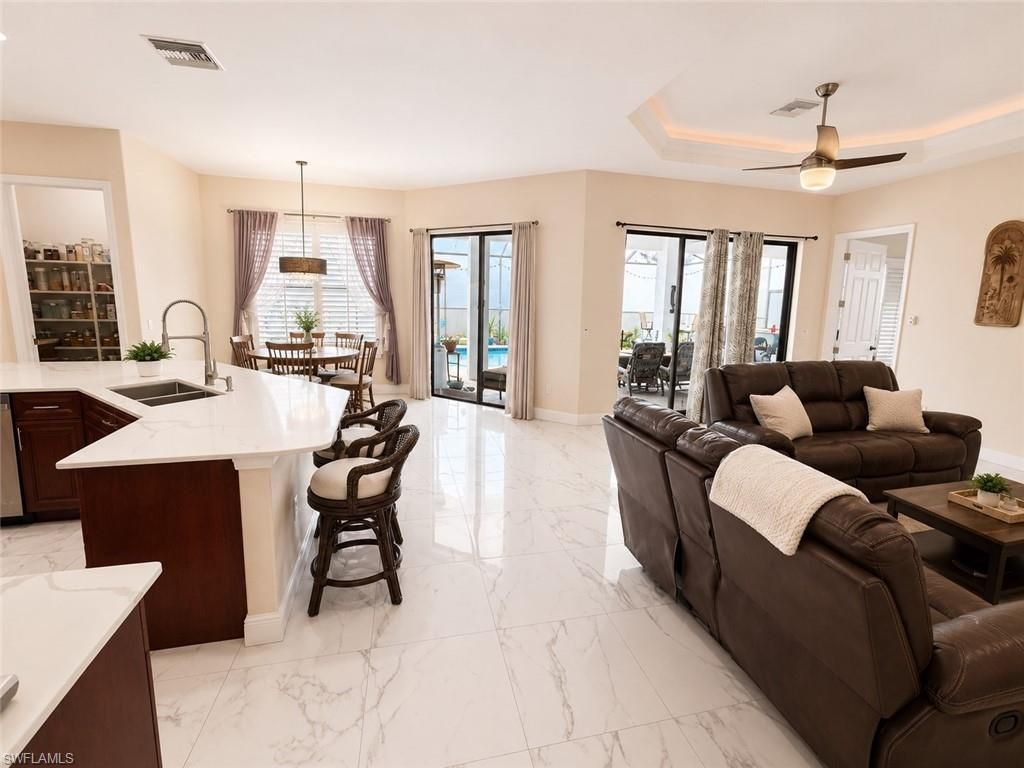 Image 12 of property listing at 2123 NW 41st PL, Cape Coral, FL 33993