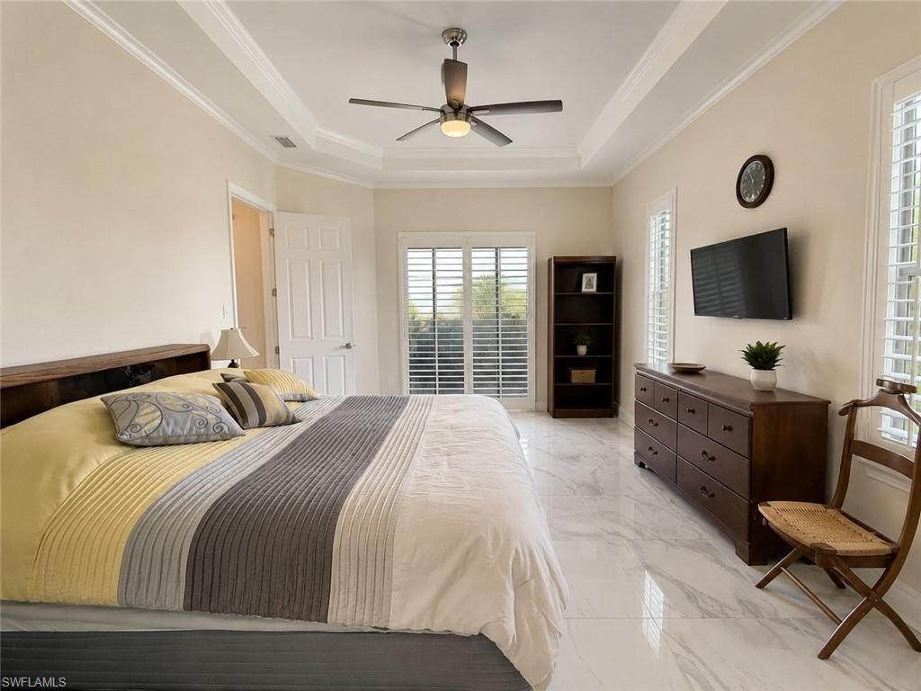 Image 6 of property listing at 2123 NW 41st PL, Cape Coral, FL 33993