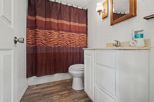 430 11th Avenue, Three Rivers, MI 49093