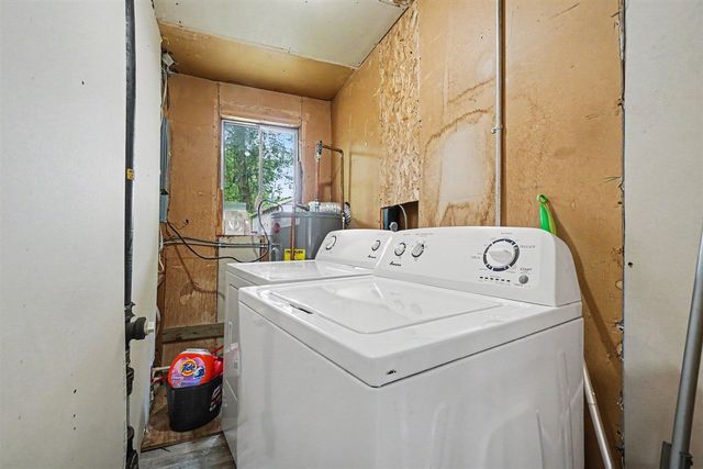 430 11th Avenue, Three Rivers, MI 49093