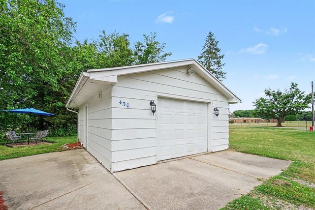 430 11th Avenue, Three Rivers, MI 49093