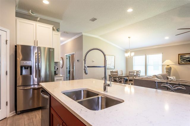 146 S HUMMINGBIRD PLACE, Palm Coast, FL 32164