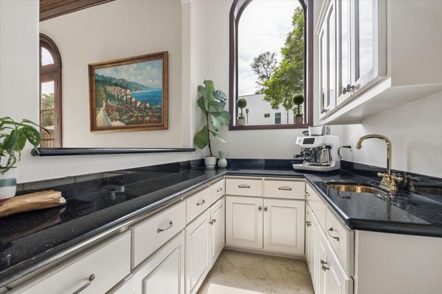 8448 Westview Drive, Houston, TX 77055