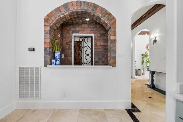 8448 Westview Drive, Houston, TX 77055