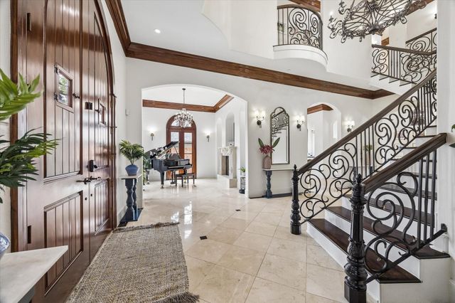 8448 Westview Drive, Houston, TX 77055