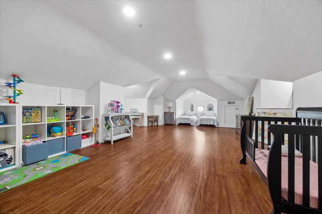 8448 Westview Drive, Houston, TX 77055