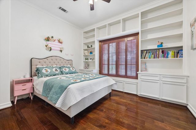 8448 Westview Drive, Houston, TX 77055