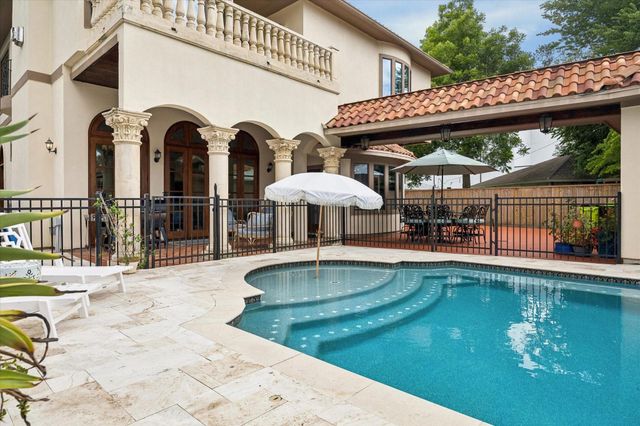 8448 Westview Drive, Houston, TX 77055