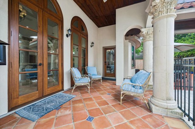 8448 Westview Drive, Houston, TX 77055
