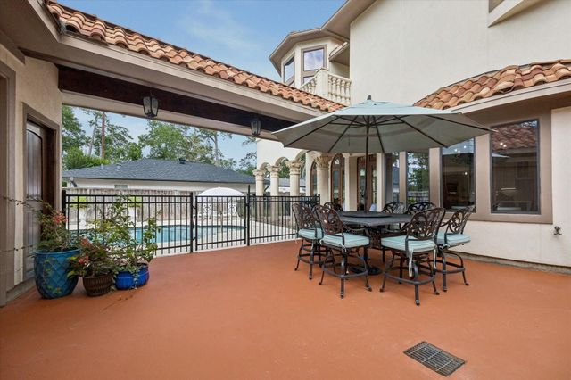 8448 Westview Drive, Houston, TX 77055