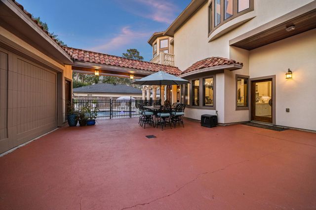 8448 Westview Drive, Houston, TX 77055